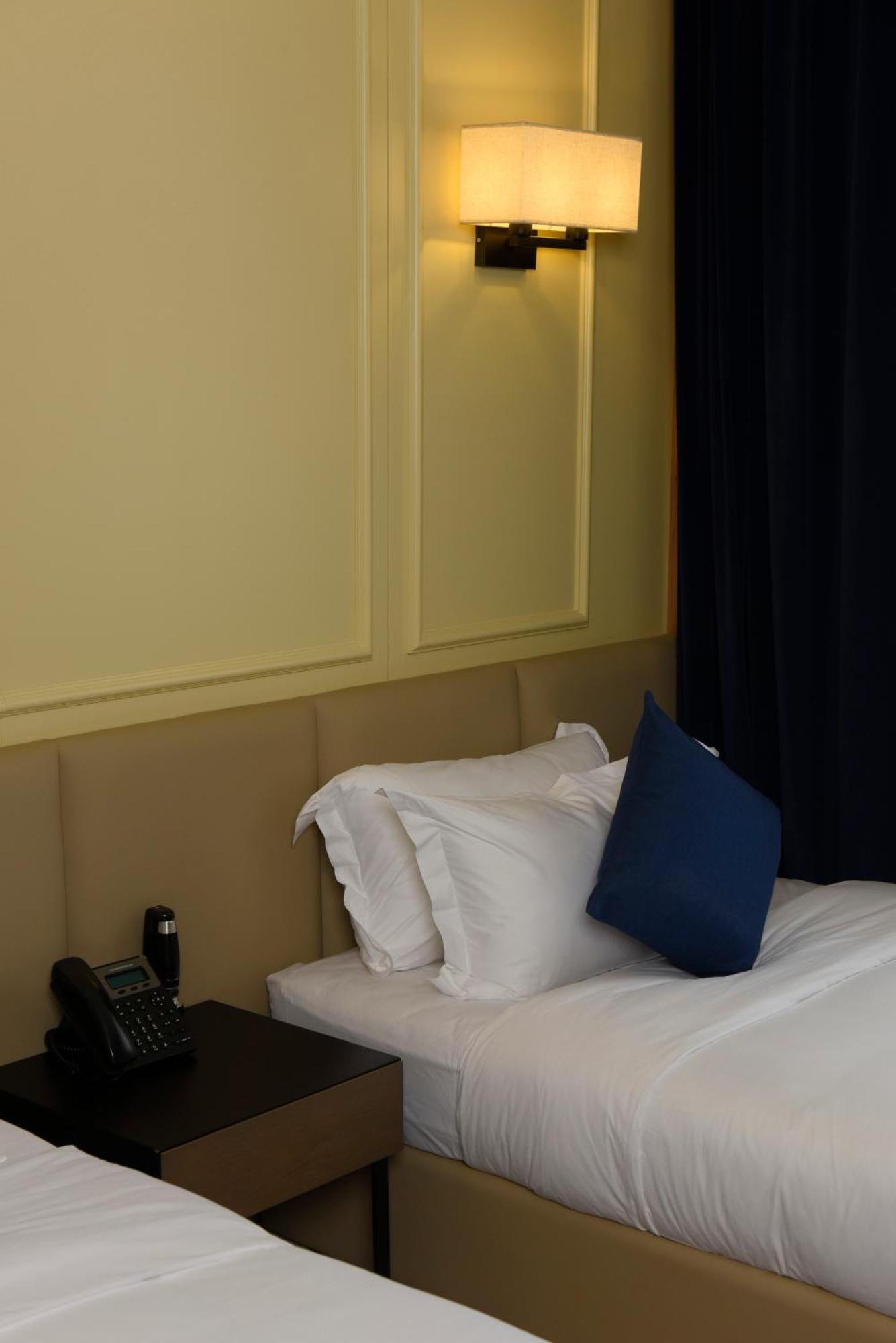 Ulaanbaatar Hotel Bagian luar foto